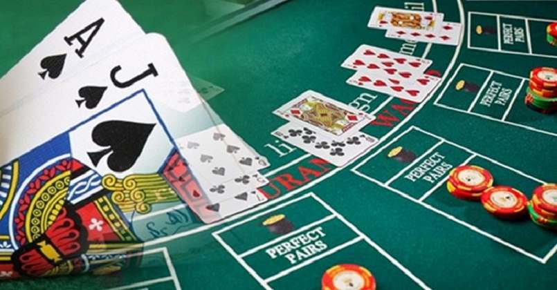 Đừng quên tham gia chơi Blackjack của Dealer trực tiếp tại nhà cái VN678